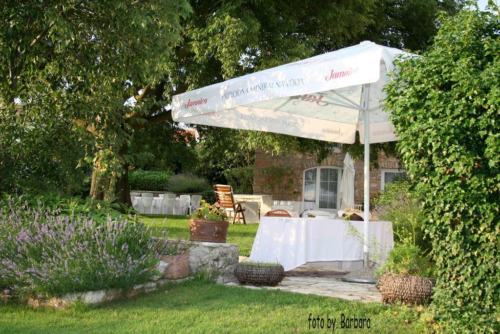 Boutique B&B Stancija 1904 Adults Only Svetvincenat Ruang foto